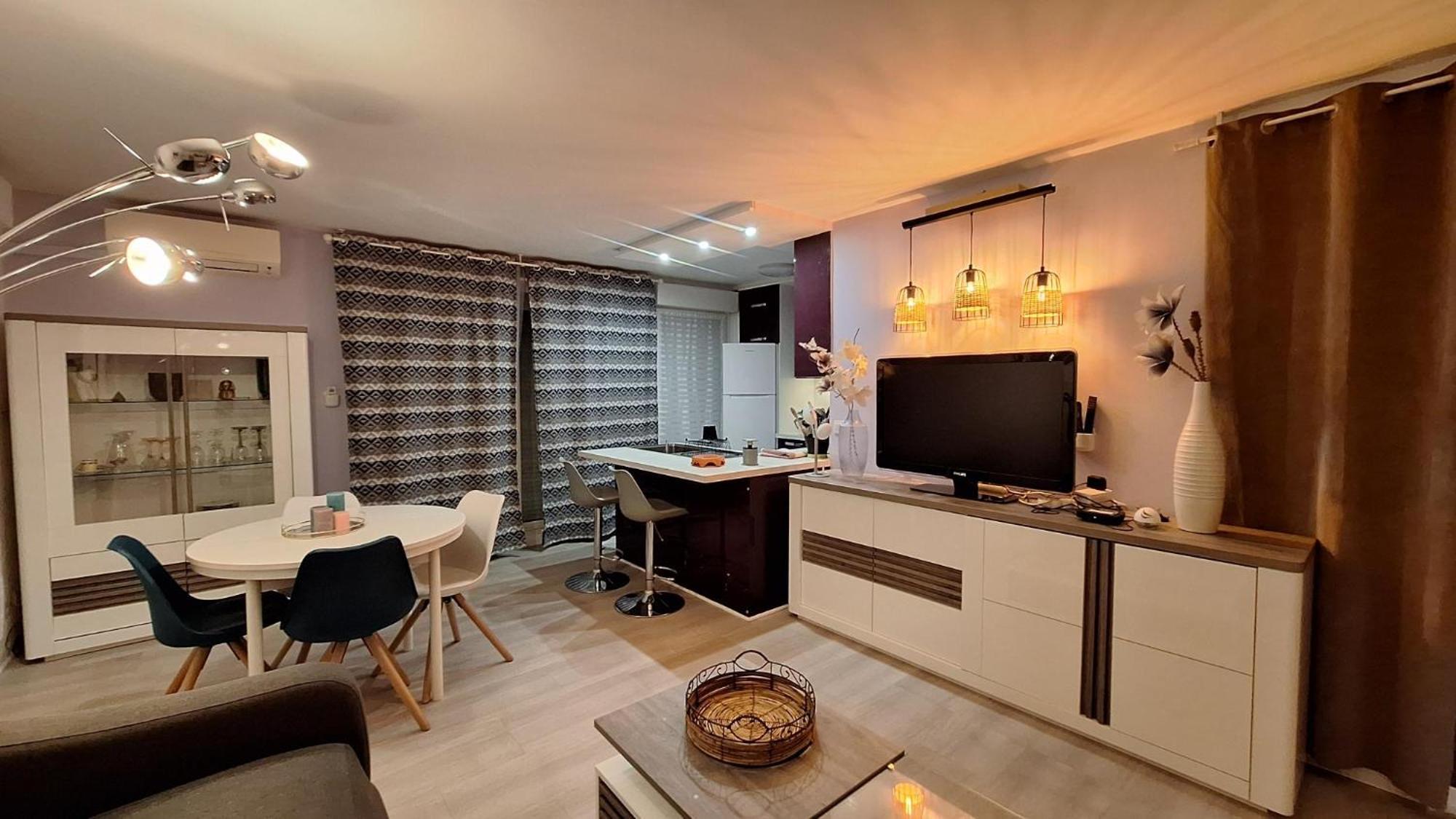 Charmant Appartement Residentiel Avec Terrasse, Jardin Privatif Et Piscine A Cannes Кан Екстериор снимка